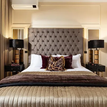 Qult - Invictus * Bukareszt