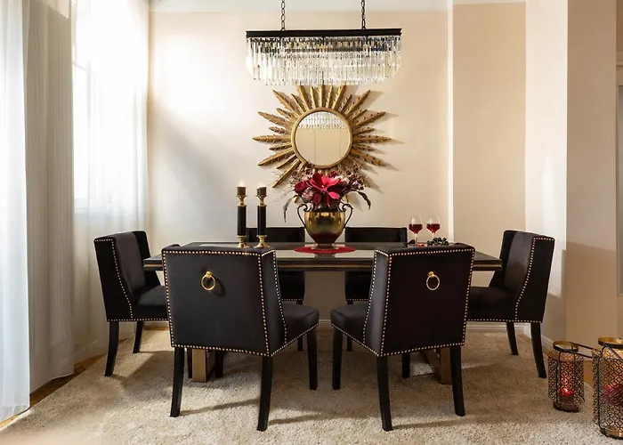 Apartment Qult - Invictus