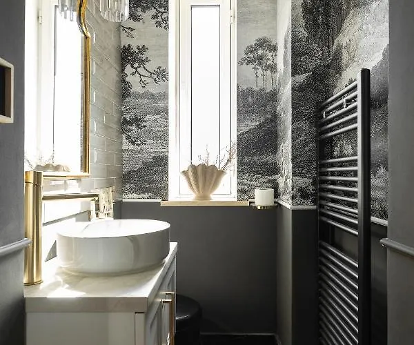 Apartment Qult - Invictus Bucharest