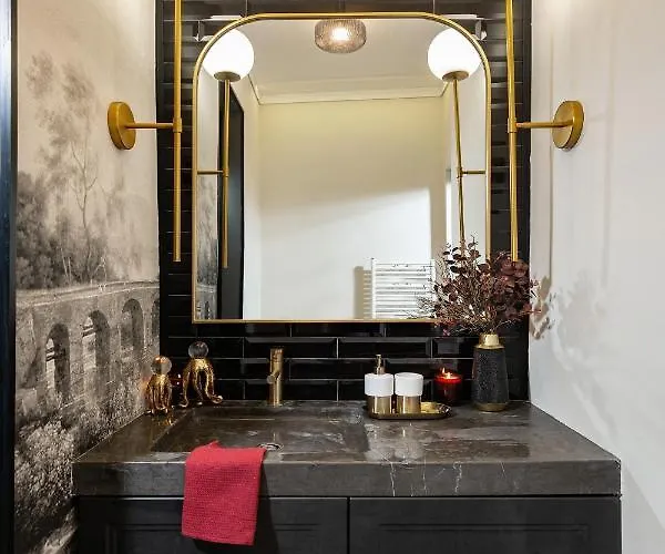 Qult - Invictus * 布加勒斯特