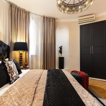 Qult - Invictus Bukarest