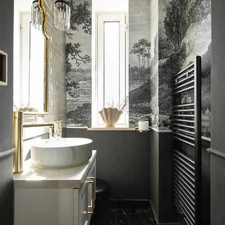 Apartment Qult - Invictus Bukarest